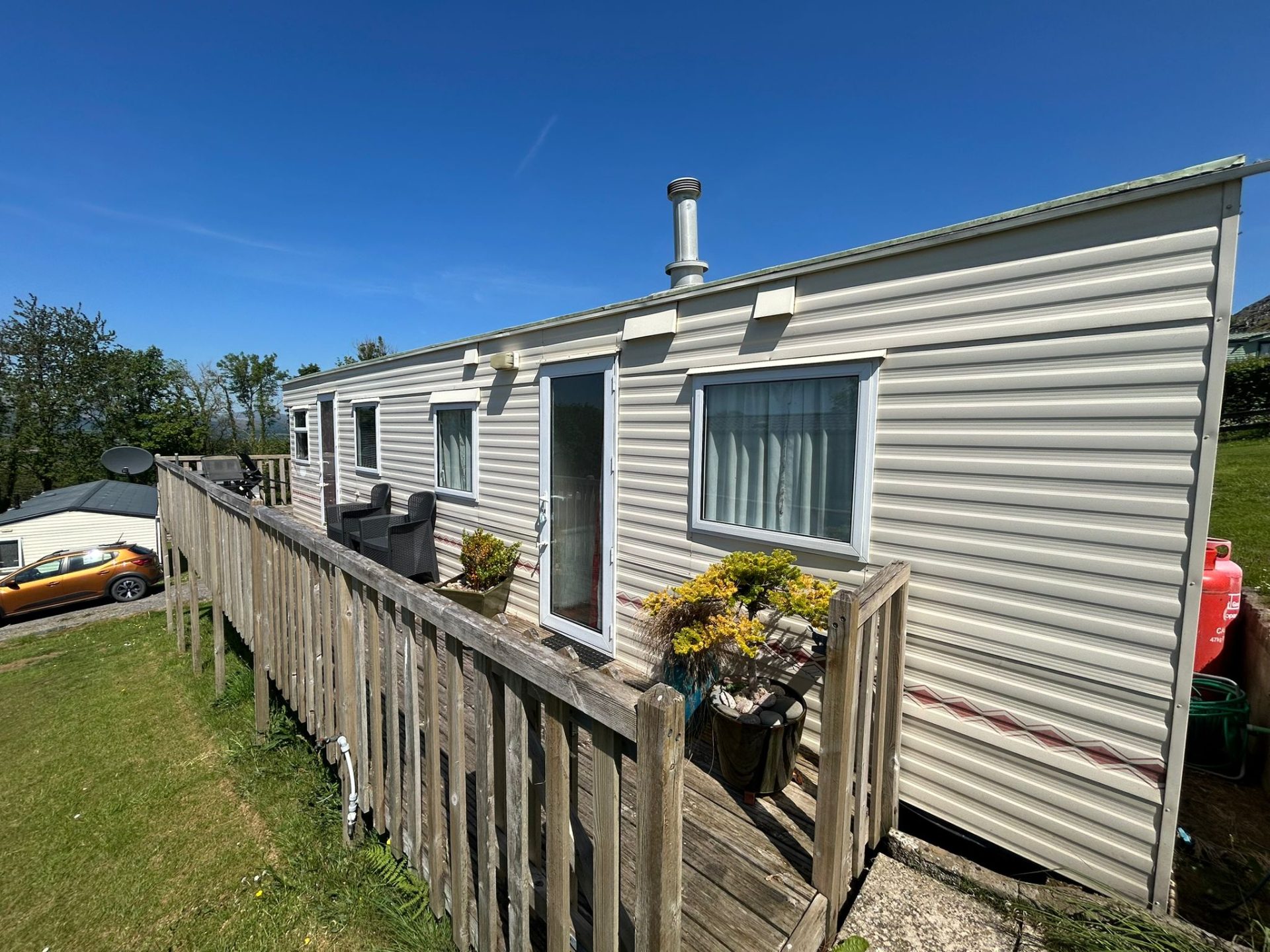 2116d22b-da72-4fea-87fd-37c9b35daf46