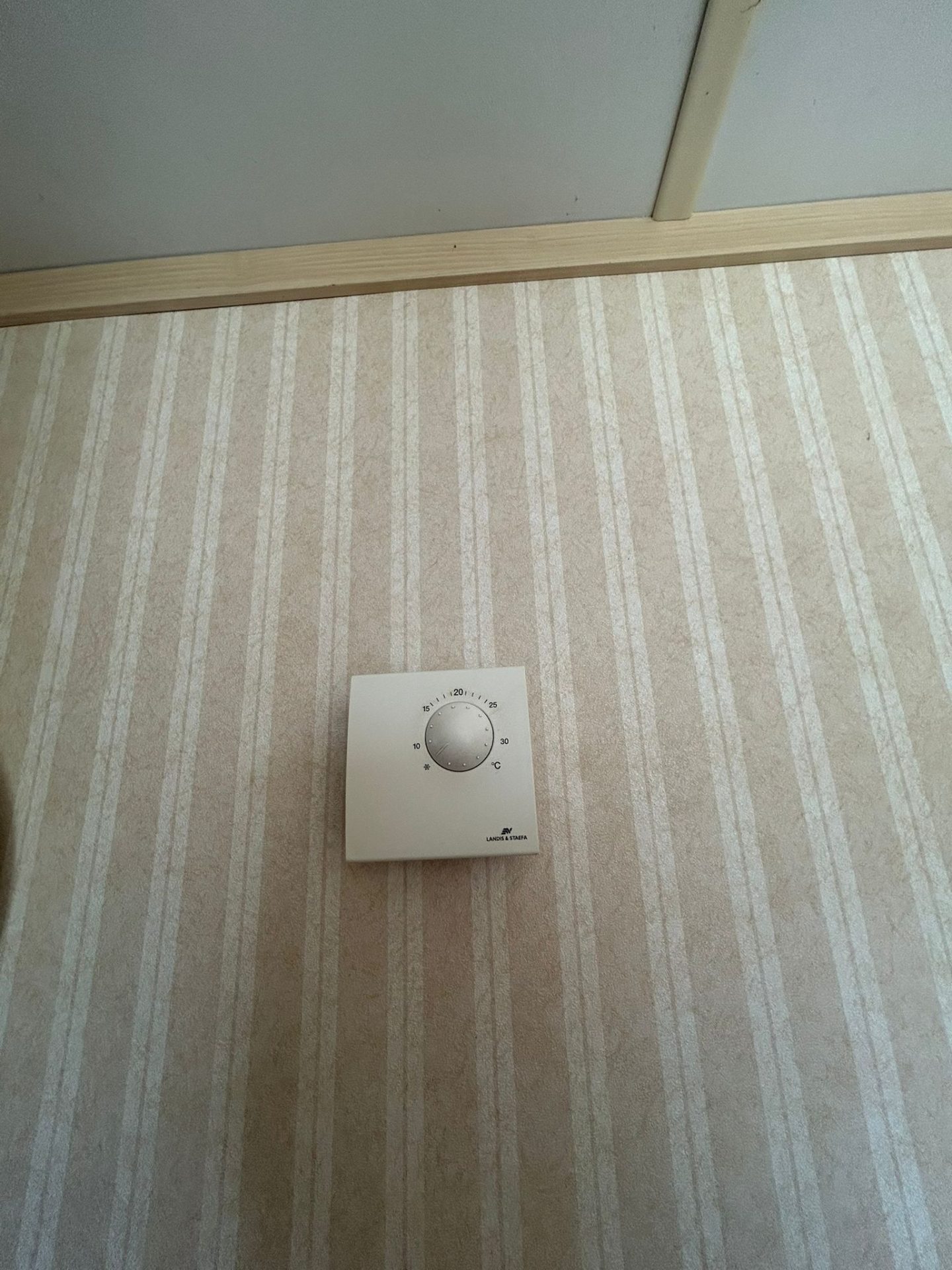 9ae14c42-b8fb-4c4a-9f71-7bf46ef9d934