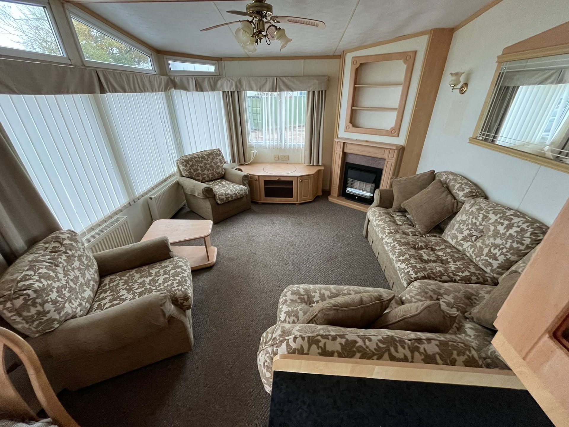 b5c0a9f5-29d8-424e-8a80-a5fcca9e9012